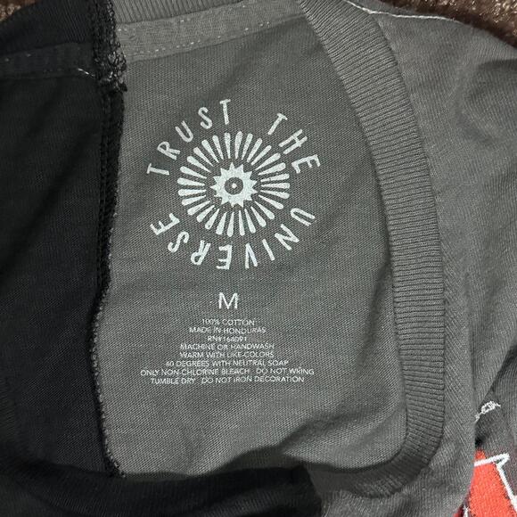 Paper Plane 🧠 “Perseverance Above All” Split Graphic Tee – Size M - Picture 4 of 7